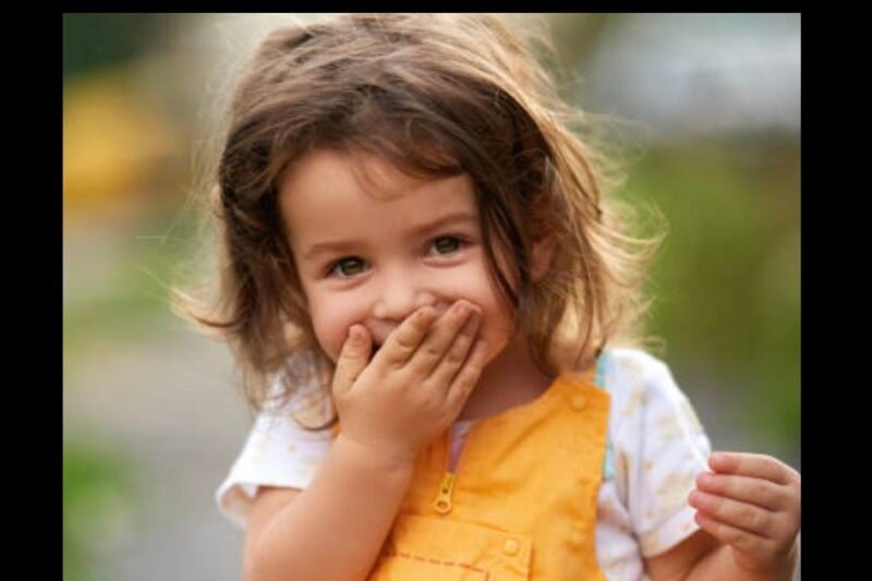 Még a rendőrök is sírtak!Megtalálták az eltűnt 2 éves kislányt, aki 10 napja tűnt el… még a sokat látott Rendőrök is sírtak mikor meglátták, hogy mi történt vele