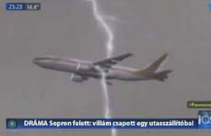 DRÁMA Sopron felett: villám csapott egy utasszállítóba! A fedélzeten mindenki… Cikk a kommentben: