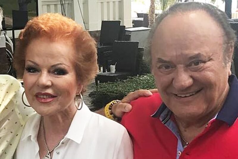 Pelenkát használ éjszakára Balázs Klári