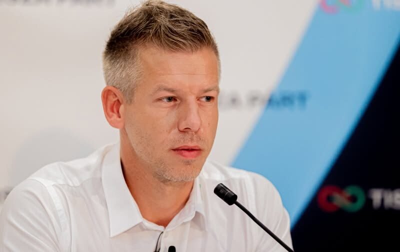 Magyar Péter elárulta, ki áll mögötte valójában, na ő rá soha nem gondoltunk volna