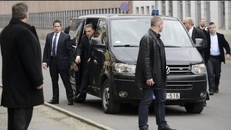 DRÁMA! Végezni akartak Orbán Viktorral. Vörös parókában és taxisnak öltözve… Az egész országot sokkolta, ami történt: