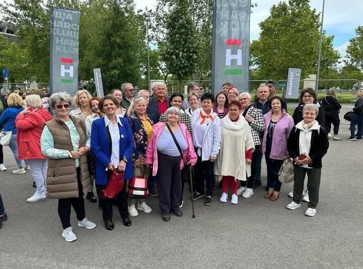 Mindenki, aki bántja a Harcosok klubja tagjait, az most jól figyeljen.. ők nem digitális honvédek, és nem fotel parizer huszárok, hanem..