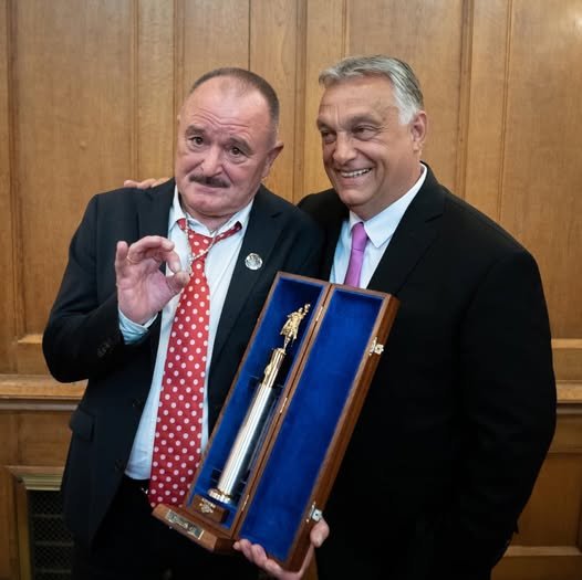 Azonnal vegyék vissza Nagy Feró Kossuth-díját