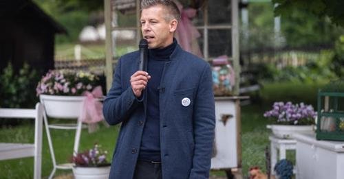 Mindenkihez szólt Magyar Péter.. 1 óra alatt majdnem 10 ezer ember nyomott rá szívecskét.. Nézzék csak miért: