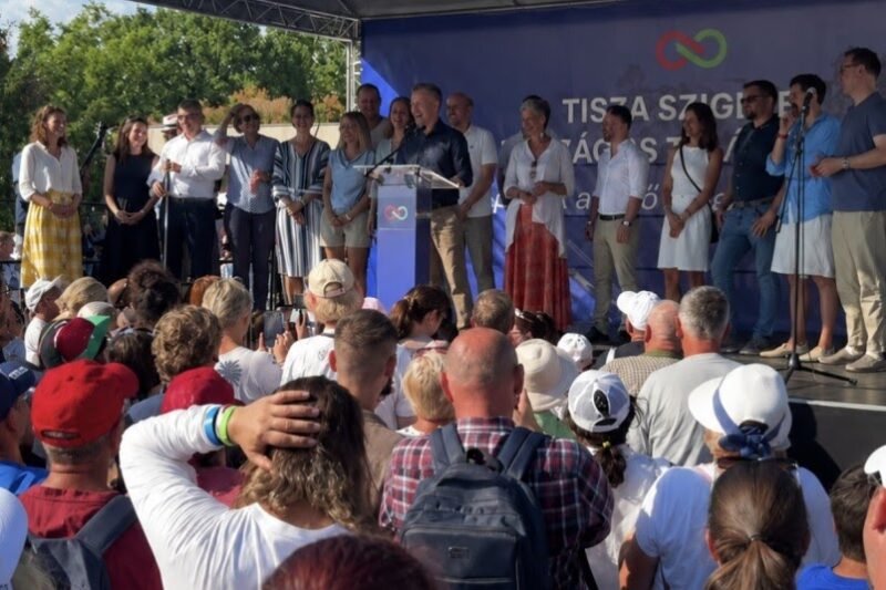 Egy váratlan mondat törte meg a csendet