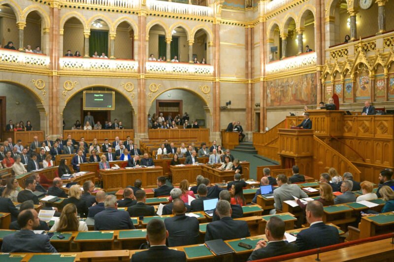 Szép csendben egy merész húzással vágja át a Tisza-kormány a költségvetési feladványt – Portfolio.hu