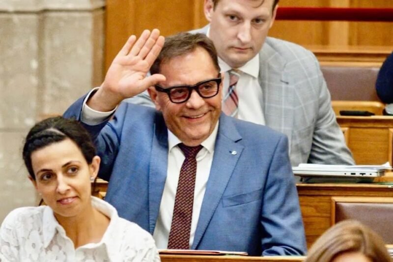 A tiszás többségű Országgyűlés kedden felfüggesztette a fideszes Pócs Jánost